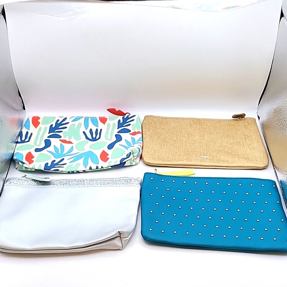 Lot of 4 Ipsy Bags